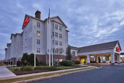 Photo 2 - Hampton Inn & Suites Providence/Warwick-Airport