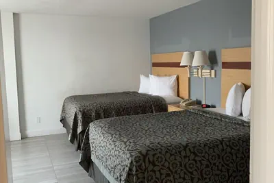 Photo 5 - Arya Blu Inn & Suites