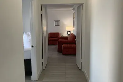 Photo 4 - Arya Blu Inn & Suites