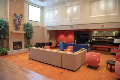 Photo 4 - Courtyard by Marriott Erie