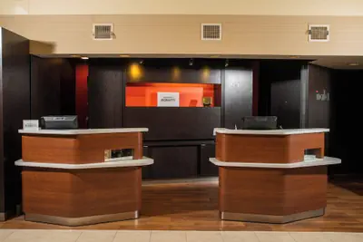 Photo 5 - Courtyard by Marriott Erie