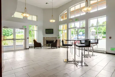 Photo 4 - Red Lion Inn & Suites Des Moines