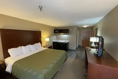 Photo 5 - Quality Inn & Suites I-40 East