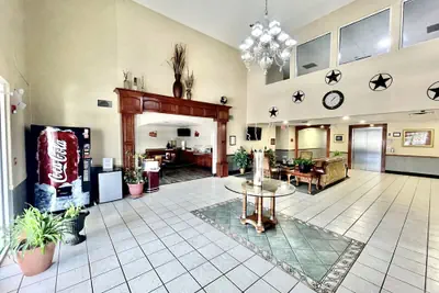 Photo 2 - FairBridge Inn & Suites Cleburne