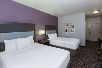 Photo 5 - La Quinta Inn & Suites by Wyndham Rockwall