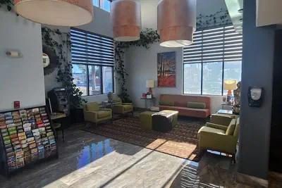 Photo 4 - Days Inn & Suites by Wyndham Tucson/Marana