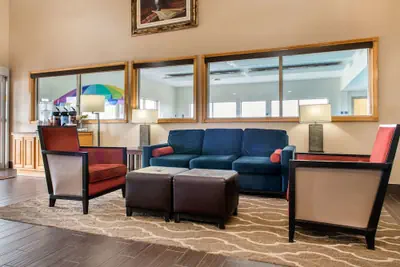 Photo 3 - Quality Inn Jacksonville near I-72