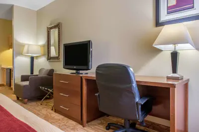 Photo 5 - Quality Inn Jacksonville near I-72