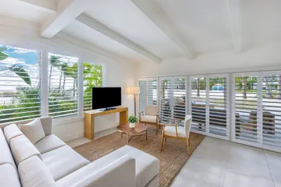 Photo 5 - Islander Resort