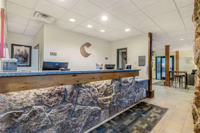 Photo 3 - Comfort Inn & Suites Mt. Rushmore