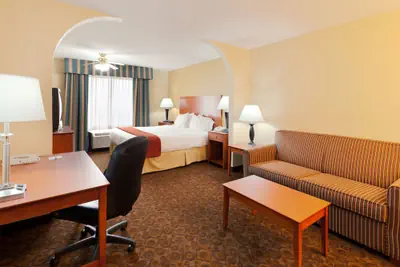 Photo 5 - Holiday Inn Express & Suites Birmingham Trussville by IHG