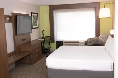 Photo 3 - Comfort Inn & Suites Tyler North