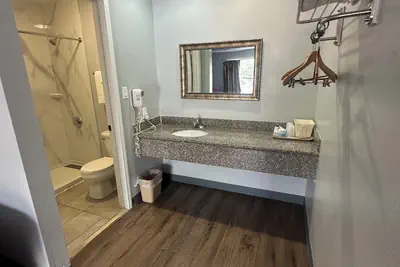 Photo 3 - Key West Inn - Clanton