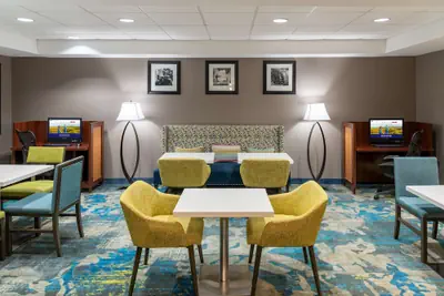 Photo 2 - Hampton Inn Kansas City-Lee's Summit