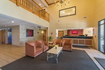 Photo 4 - Red Roof Inn St Louis - Troy, IL