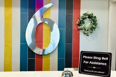 Photo 4 - Motel 6 Elkhart, IN