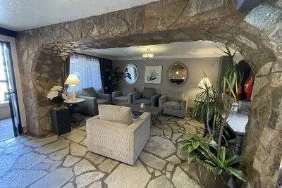 Photo 3 - Hotel Baja San Diego - A Boutique Hotel