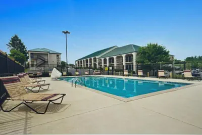 Photo 2 - Baymont by Wyndham Johnson City