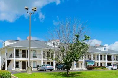 Photo 2 - Quality Inn Vicksburg