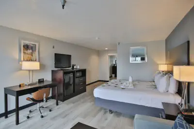 Photo 4 - Best Western Surf City