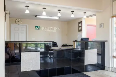 Photo 3 - Quality Inn Louisville MS