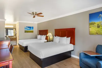 Photo 5 - Best Western Heritage Inn