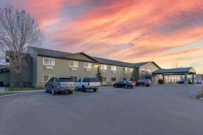 Photo 2 - Best Western Pinedale Inn