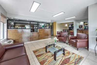Photo 5 - Quality Inn Glasgow