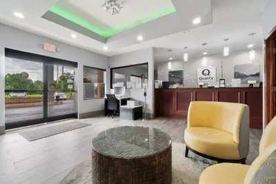 Photo 4 - Quality Inn Adairsville - Calhoun South