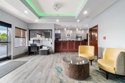 Photo 3 - Quality Inn Adairsville - Calhoun South