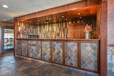 Photo 3 - Kathryn Riverfront Inn, an Ascend Collection Hotel
