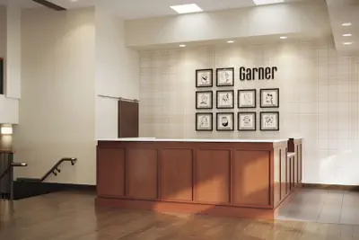 Photo 3 - Garner Hotel Butte by IHG