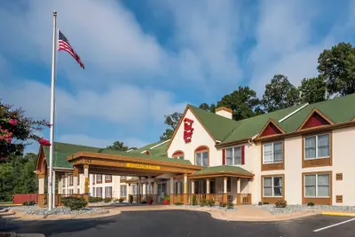 Photo 2 - Red Roof Inn & Suites Stafford, VA - Quantico