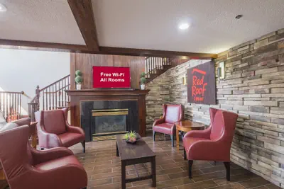 Photo 3 - Red Roof Inn & Suites Stafford, VA - Quantico