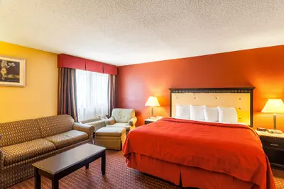 Photo 5 - Quality Inn & Suites Lincoln South