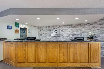 Photo 3 - Quality Inn & Suites Lincoln South