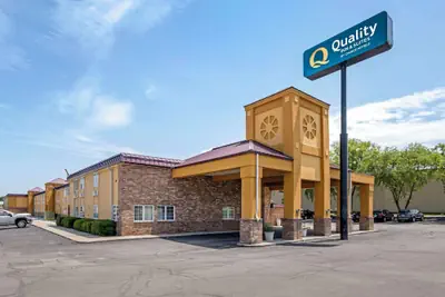 Photo 2 - Quality Inn & Suites Lincoln South