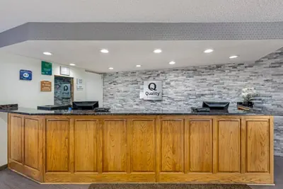 Photo 4 - Quality Inn & Suites Lincoln South