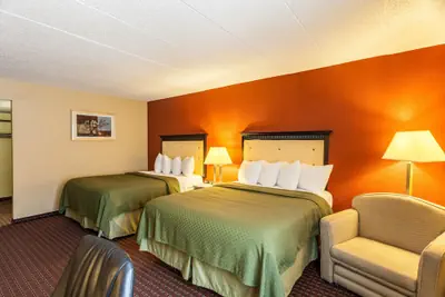 Photo 5 - Quality Inn & Suites Lincoln South