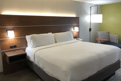 Photo 5 - Holiday Inn Express Atlanta-Stone Mountain by IHG