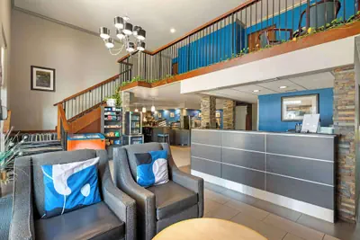 Photo 2 - Best Western Van Buren Inn