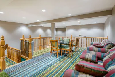 Photo 3 - Quality Inn & Suites Jefferson City