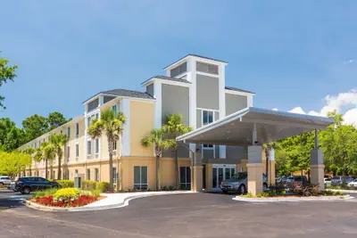 Photo 2 - Holiday Inn Express Charleston by IHG