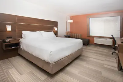 Photo 3 - Holiday Inn Express Houghton-Keweenaw by IHG