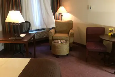 Photo 4 - Holiday Inn Selma - Swancourt by IHG