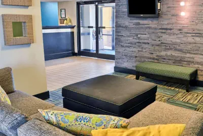 Photo 3 - Quality Inn Thornburg