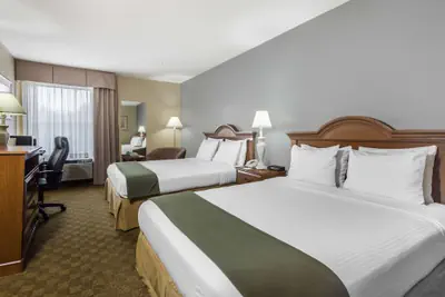 Photo 5 - Days Inn by Wyndham Selma
