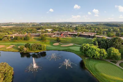 Photo 2 - Grand Geneva Resort & Spa