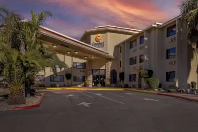 Photo 2 - Comfort Inn & Suites Rocklin - Roseville