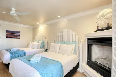 Photo 5 - SeaVenture Beach Hotel
